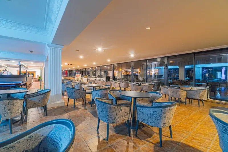 Lobby Bar